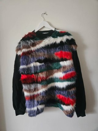 Sudadera Zara multicolor con pelo sintético