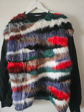 Sudadera Zara multicolor con pelo sintético