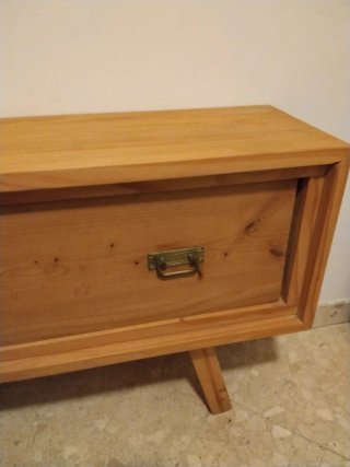 Mueble de madera vintage