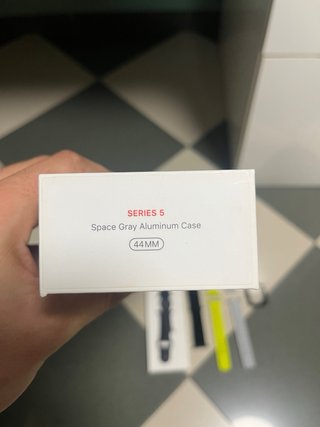 Apple Watch Series 5 44mm