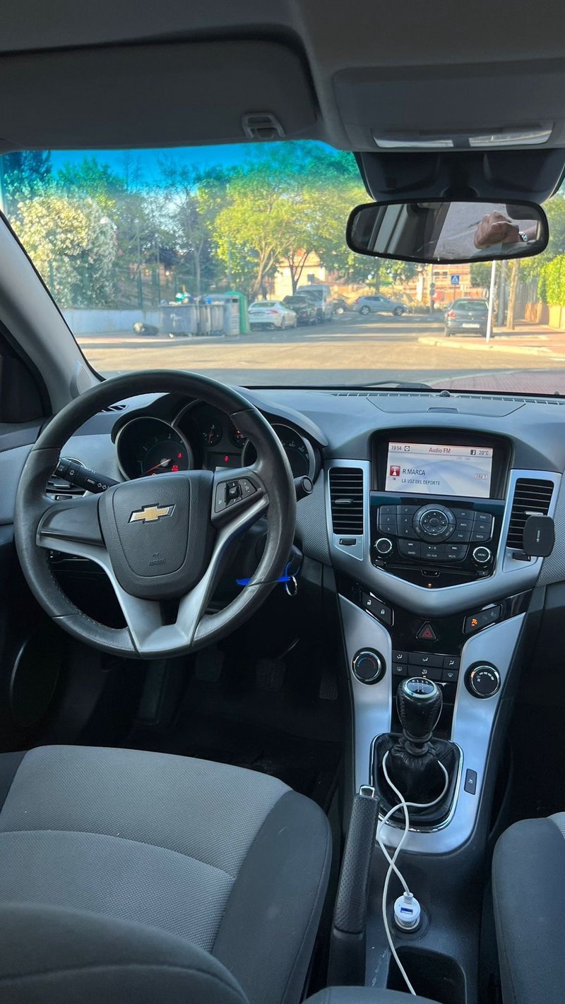 Chevrolet Cruze 2013 - foto 1