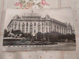 Postales antiguas de diferentes épocas