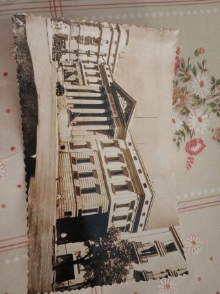 Postales antiguas de diferentes épocas