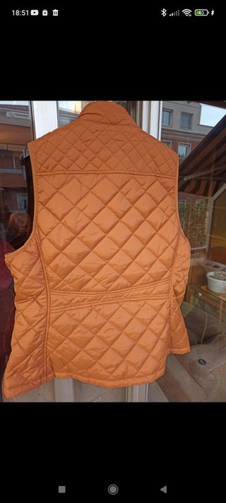 Chaleco acolchado naranja