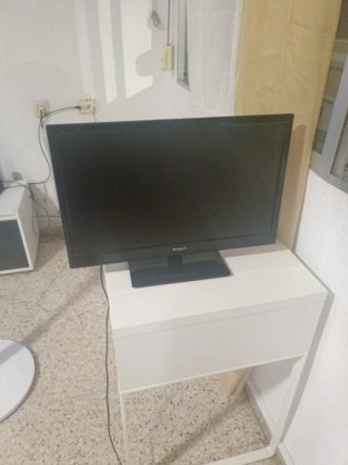 TV Engel 22” LED HDMI USB Euroconector