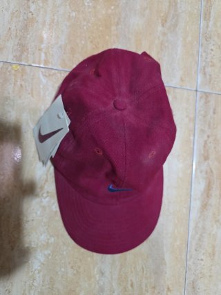 Gorra Nike Roja