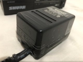 Receptor Shure SC4-CN Inalámbrico