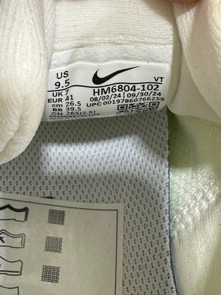 Nike Vomero 18 Verde y Blanco