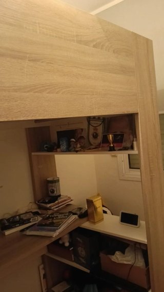 Litera con escritorio