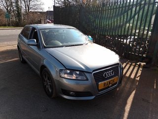 Despiece Audi A3 Sportback 8P 2.0 TDI GRIS