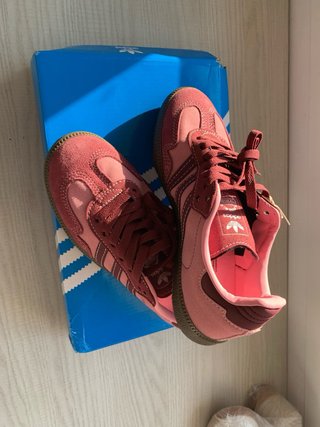 Adidas Samba Rosas y Granates