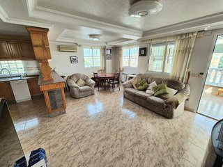 Chalet en venta en Altos - La Florida en Orihuela