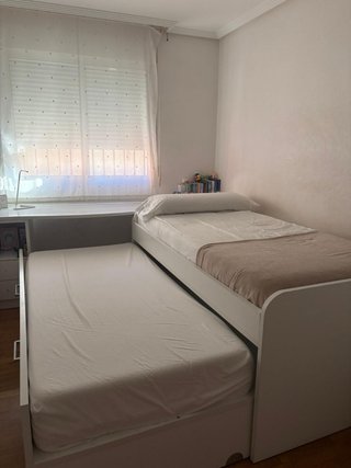 Dormitorio juvenil con cajones