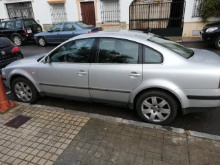 Volkswagen Passat 2002 130 CV kilometraje 320000