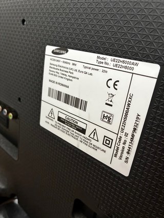 Samsung TV 18-22 Negra