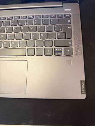 Portátil Lenovo i7