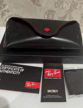 Gafas Ray-Ban Scuderia Ferrari