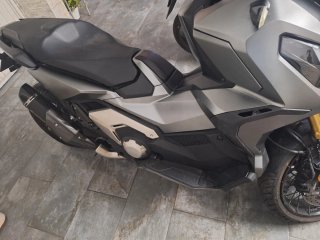Honda X-ADV 750 Gris