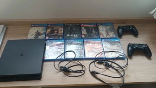 PS4 Slim Sony Negra