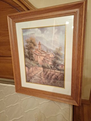 Cuadro de pueblo con marco de madera.62x52