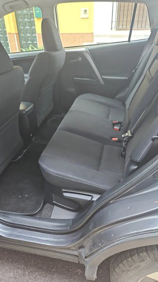 Toyota RAV4 2017