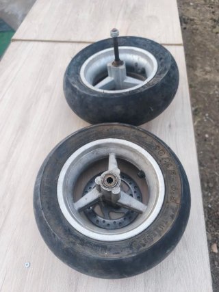 Ruedas minimoto con disco de freno