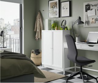 Librería BILLY con puertas OXBERG blanca