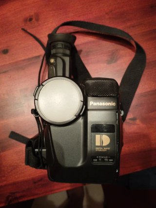 Videocámara Panasonic Palmcorder VHS-C