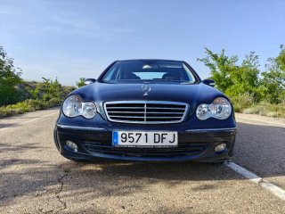 Mercedes-Benz Clase C 2005