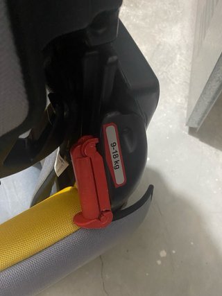 Silla de coche RECARO gris y amarillo