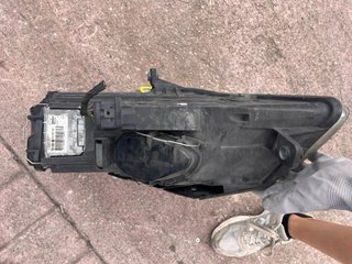 Faros Xenon Passat 3C