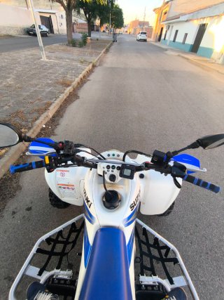 Suzuki LTZ 400 Quad Blanco