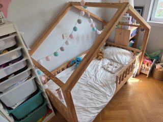Cama infantil Montessori madera