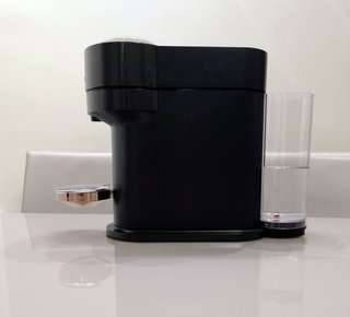 Macchina Caffè Nespresso Vertuo Plus