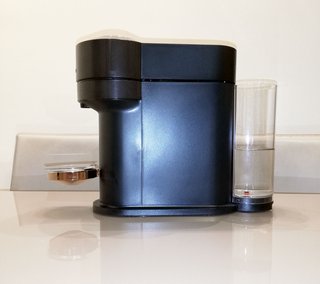 Macchina Caffè Nespresso Vertuo Plus