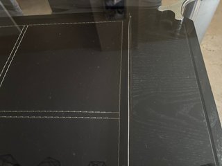 Mesa Comedor Cristal y Piel + 4 Sillas