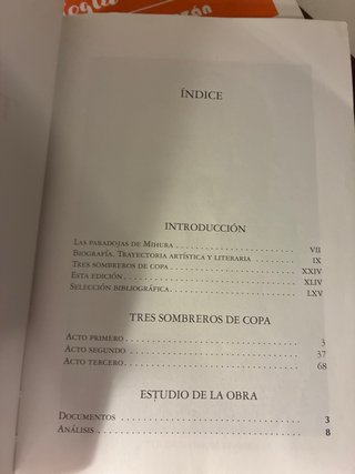 Tres sombreros de copa