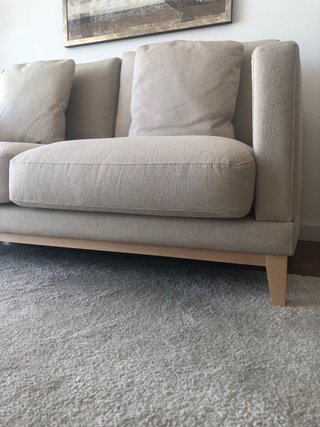 SOFA BREDA ROOM beige 2 plazas base madera