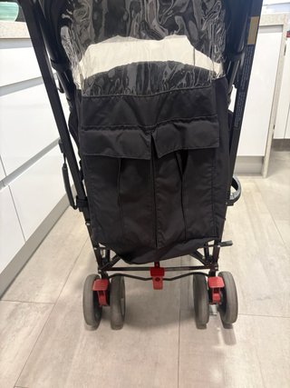 Silla de paseo Maclaren negra