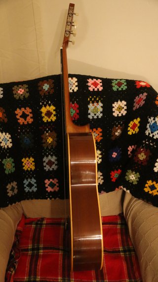 Guitarra Admira Belinda