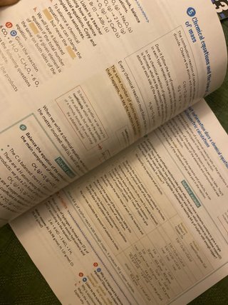 Physics & Chemistry 3º ESO. Student's Book. GENiOX