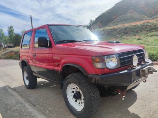 Mitsubishi Montero 1996