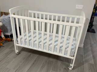 Cuna Micuna 120x60 + Colchón y Ropa