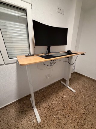 Escritorio Elevable de Madera