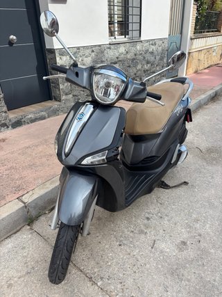 Piaggio Liberty 125 ABS Beige/Gris