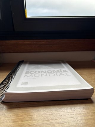 Libro de economía mundial uned