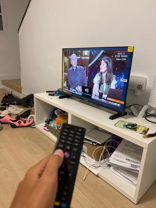Televisión TELEFUNKEN Negra