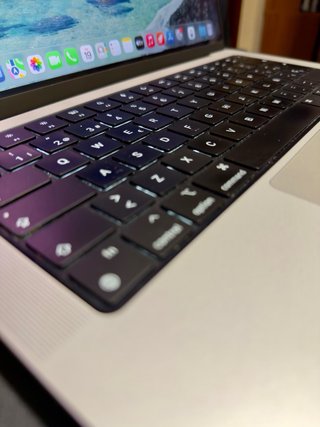 MacBook Pro 14 M1 Pro 1TB SSD Batería 100%