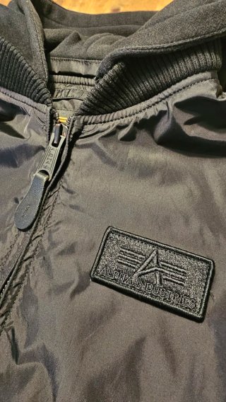 Chaqueta Bomber Alpha Industries Negra