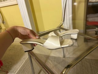 Sandalias tacón ancho de zara blancas